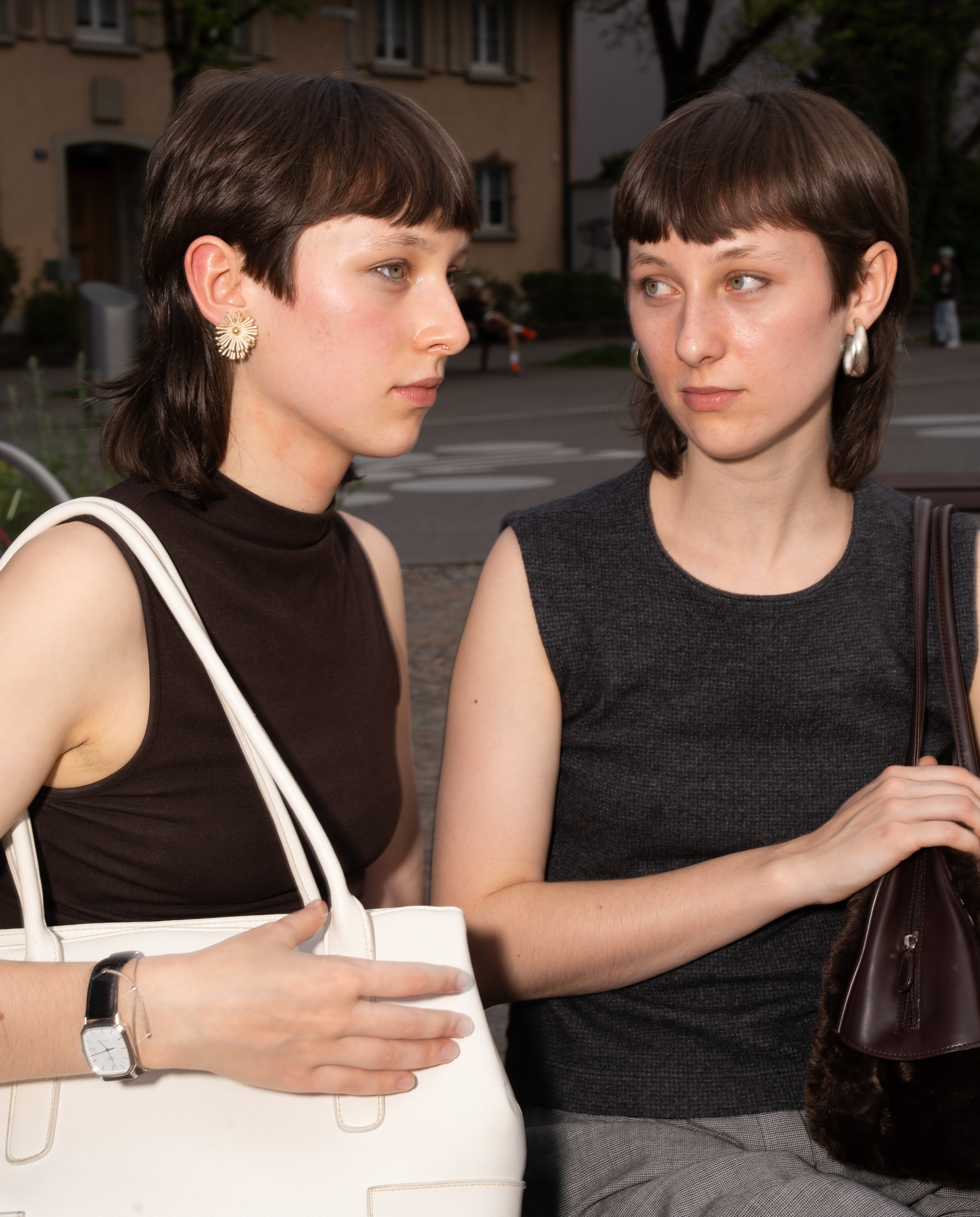 Who can you find at Bullingerplatz? series — frame 112